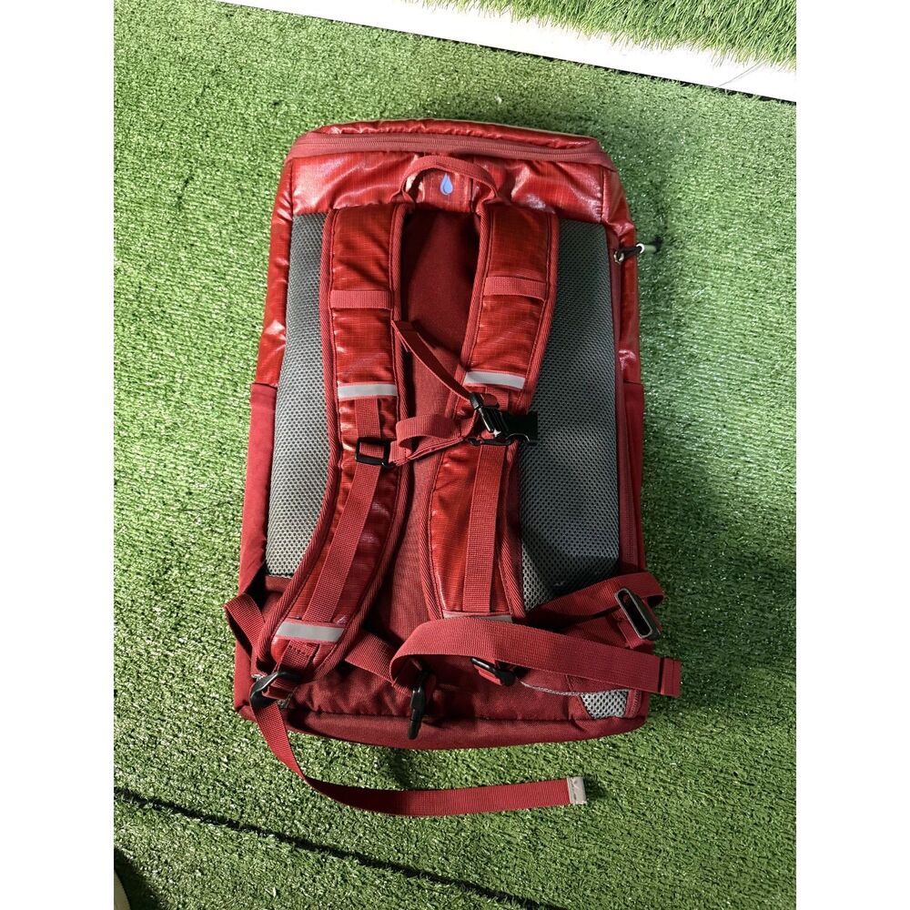 camping backpack - Picture 3 of 5